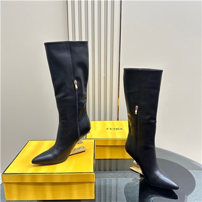 Сапоги fendi
