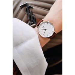 Reloj de cuarzo de piel y chapado en oro rosa Suffolk