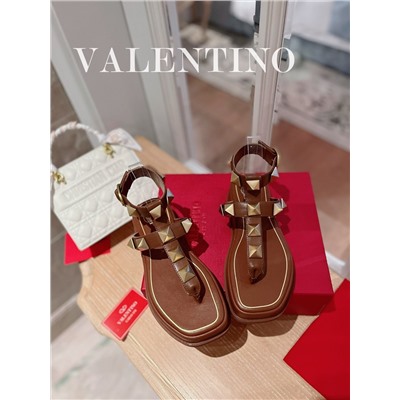 Босоножки Valentino