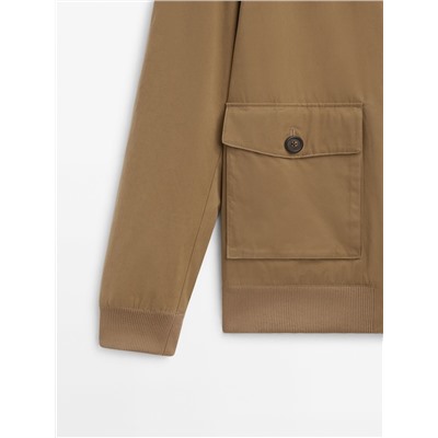 Chaqueta con algodón bolsillos