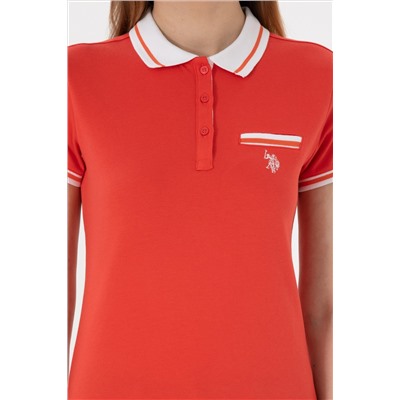 Женщина Red T -Fish Surprise Discount в корзине
