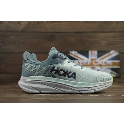HOKA CHALLENGER ATR 7