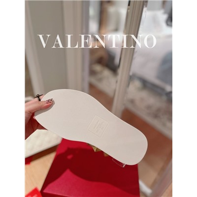 Босоножки Valentino