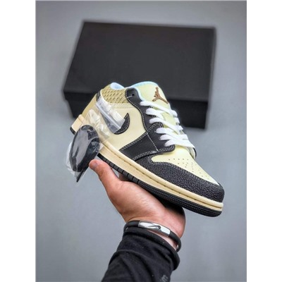 Кроссовки Nik*e Air Jordan 1 Retro Low SE  AJ1
