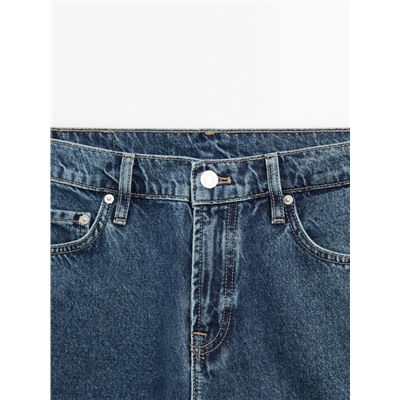 Jeans tiro bajo corte recto