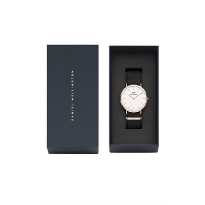 Reloj de cuarzo de acero inoxidable chapado en oro rosa Classic Cornwall