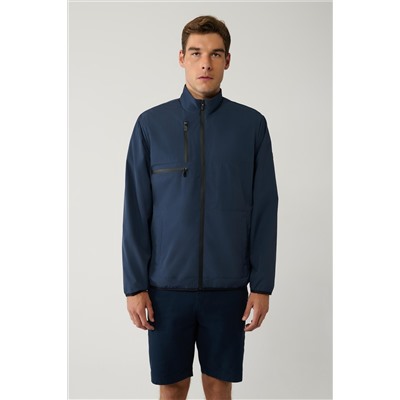 Navy Blue возле файловой накладной на молнии на молнии