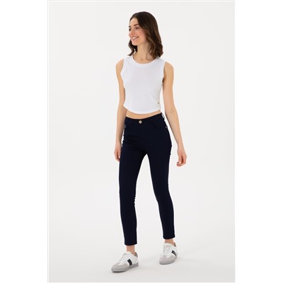 Женщина White Basic T -Fish Surprise Discount в корзине