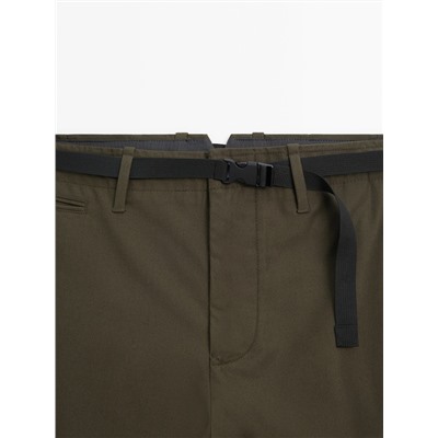 Pantalón chino cinturón relaxed fit