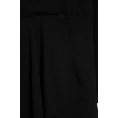 Black Cruve, закрываясь за гибким тканым платьем A-Big Big Size TBBAW25AH00094