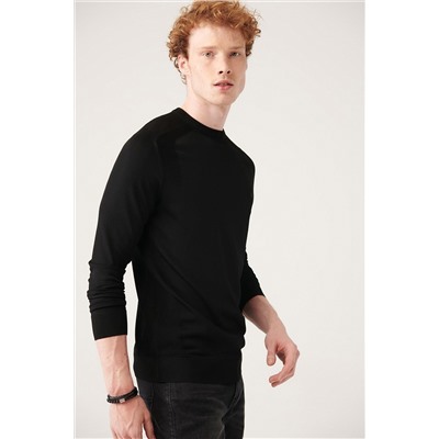 Black Bike Neck Neck Fort