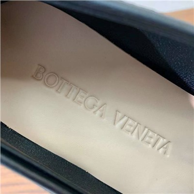 Стильные женские лоферы с металлической пряжкой Botteg*a Venet*a    Топ версия
