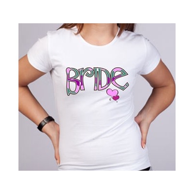 Футболка с разноцветной надписью "Bride"