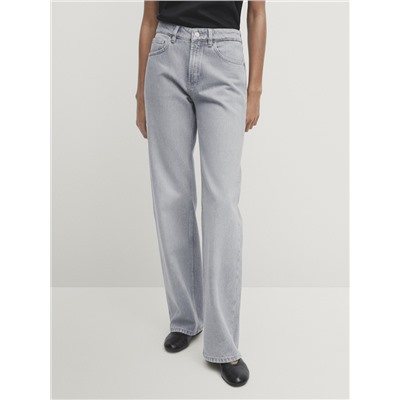 Jeans tiro medio full length wide leg