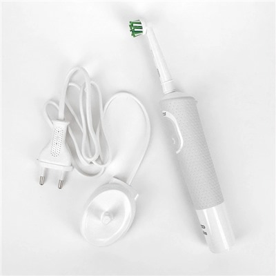 Электрическая зубная щетка Oral-B Vitality Pro X Clean (Белая)