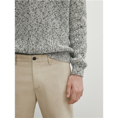 Pantalón chino mezcla algodón slim fit