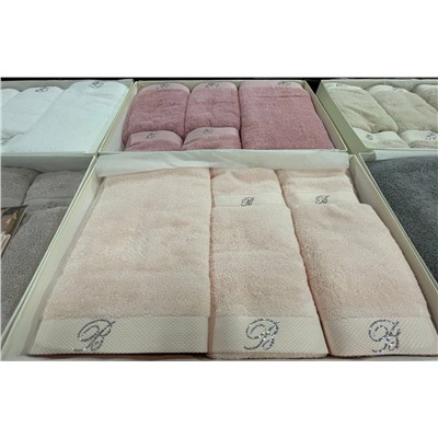 #Blumarine  #полотенце  Набор 5шт (1шт 100*150, 2 шт 40*60,2шт 60*110)
