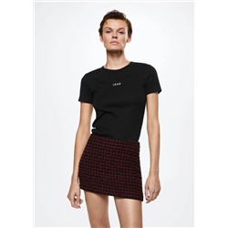 Camiseta canalé mensaje -  Mujer | MANGO OUTLET España