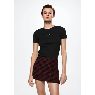 Camiseta canalé mensaje -  Mujer | MANGO OUTLET España