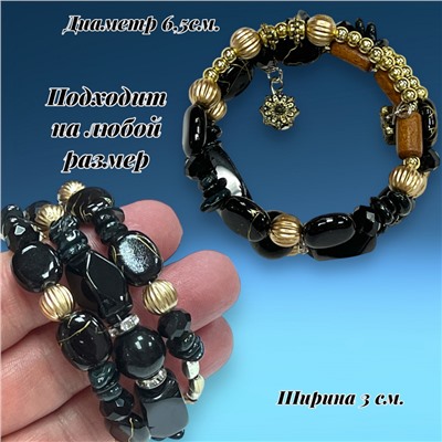 Браслет из натуральных камней трехрядный на пружине П16/4