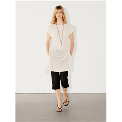 Knit vest with vent details