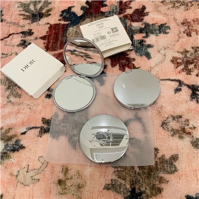 Зеркало  Dior