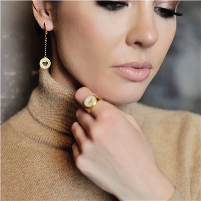 Серебряные серьги с янтарём E9232ZM