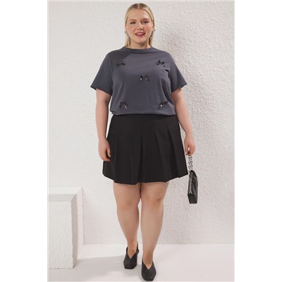 Антрацит лук/лента детальная футболка Basic Fit Big Size TBBSS25BF00052
