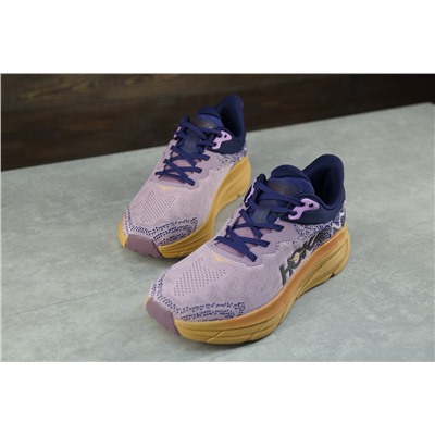 HOKA CHALLENGER ATR 7