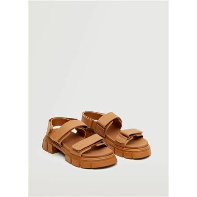 Sandalia plataforma dentada -  Mujer | MANGO OUTLET España