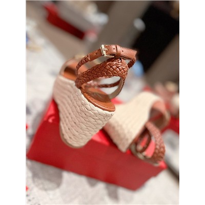 Босоножки Valentino