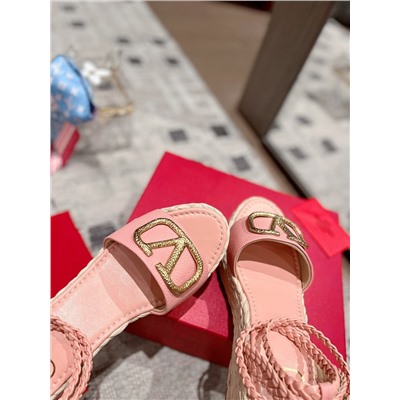 Босоножки Valentino