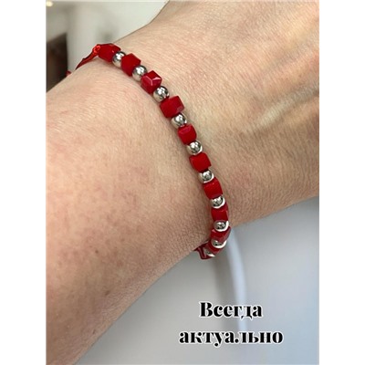 Браслет на шелковой нити с хрусталиками  (Б8) тип 8