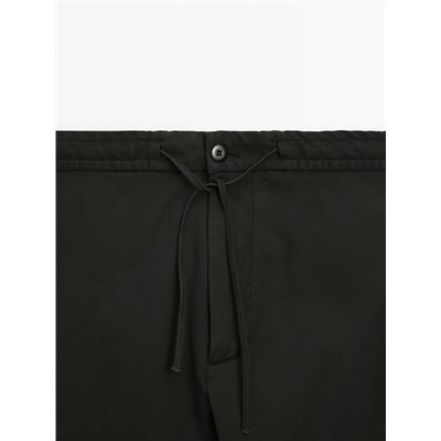 Pantalón cargo jogger fit
