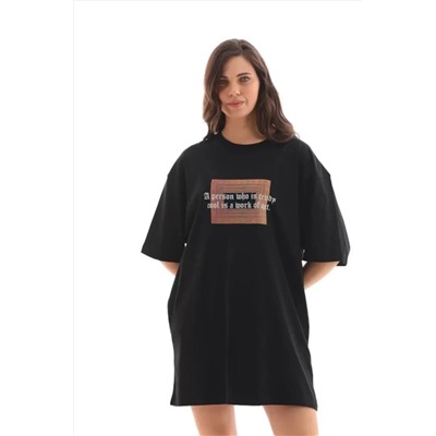 Футболка Oversize с круглым вырезом унисекс с принтом - черная