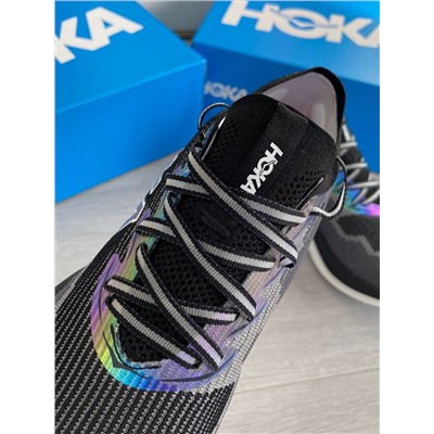 Кроссовки Hoka