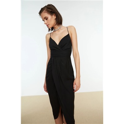 Черное элегантное вечернее платье в рубчик TPRSS19BB0420