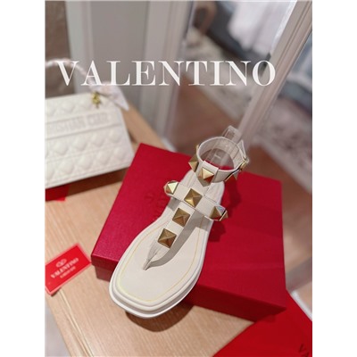 Босоножки Valentino