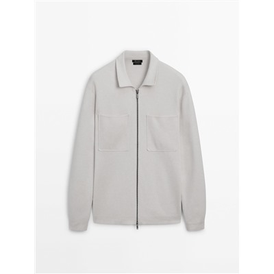 Cárdigan punto cremallera cuello camisero