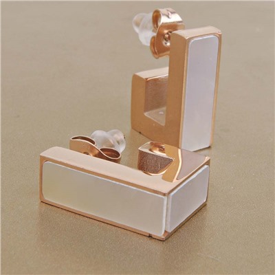 Серьги на гвоздиках арт. 13 1699 (id 267413)