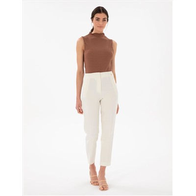 Ecru Carrot Fit ткани брюки