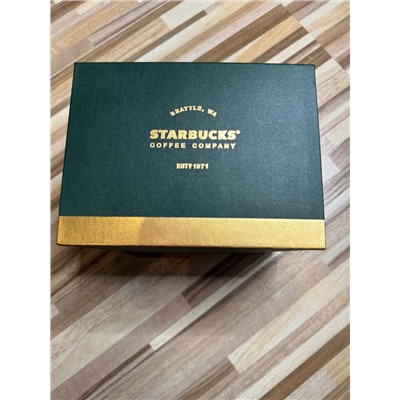 Starbuck*s, кружка с необычным принтом рыбьей чешуи в красивом изумрудном цвете. С учетом новогодних каникул в Китае, подарки к 14,23 февраля, да и к 8 марта можно закупать уже сейчас)