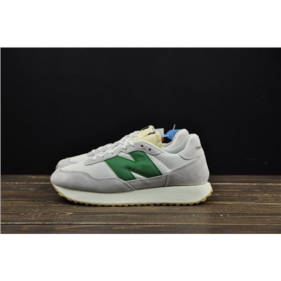 New Balaнce cl runner TM из натуральной замши и нейлона
