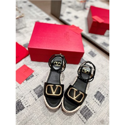 Босоножки Valentino
