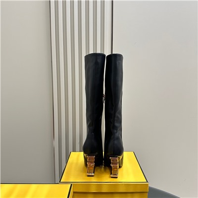Сапоги fendi