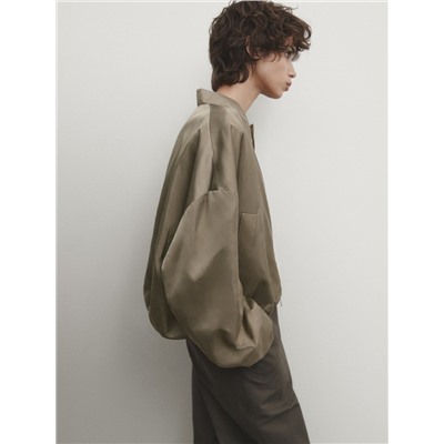 Chaqueta bomber satinada