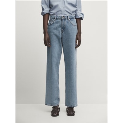 Jeans tiro bajo straight fit regular length