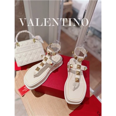 Босоножки Valentino