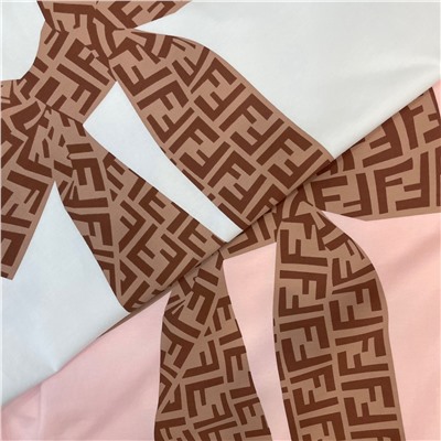 Футболка FENDI