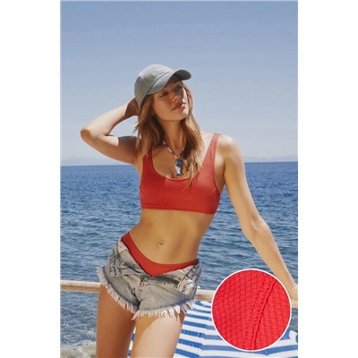 Красный текстурированный топ бикини без косточек TBESS24BU00063
